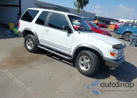 1998 Ford Explorer Sport from USA, damaged, VIN 1FMYU24E0WUB89674